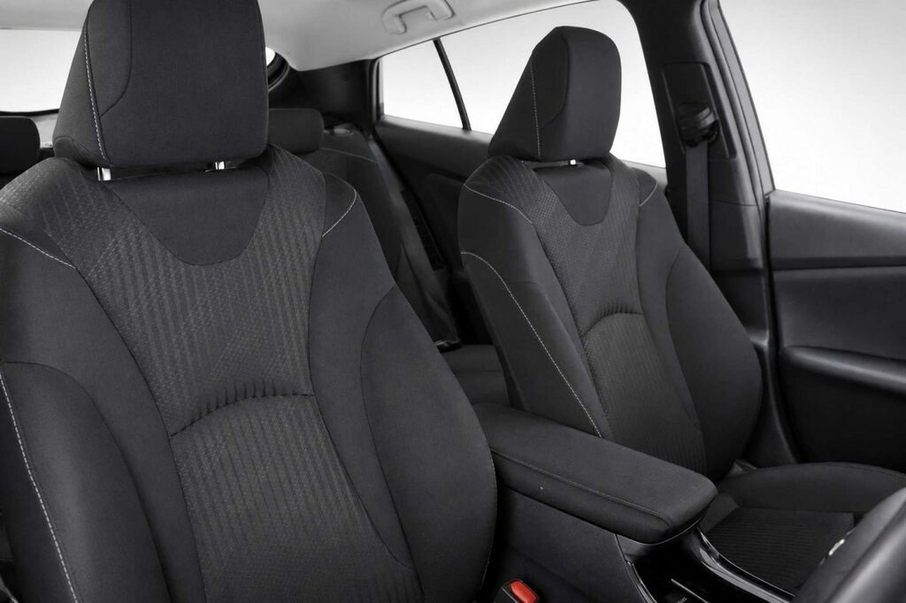 Toyota Prius+ Hatchback Black #39