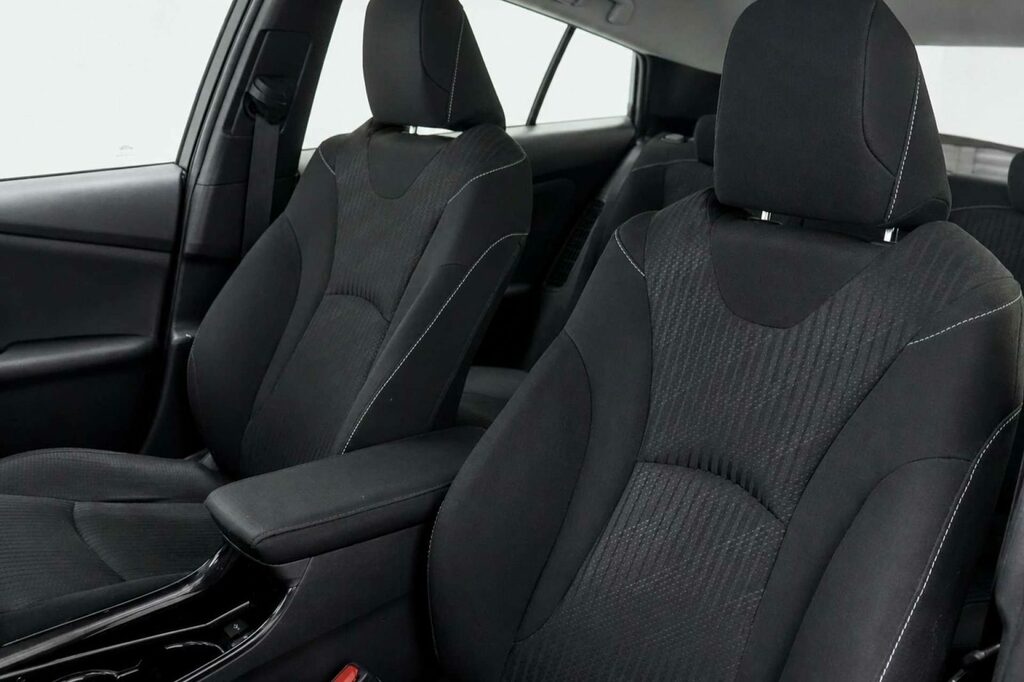 Toyota Prius+ Hatchback Black #43