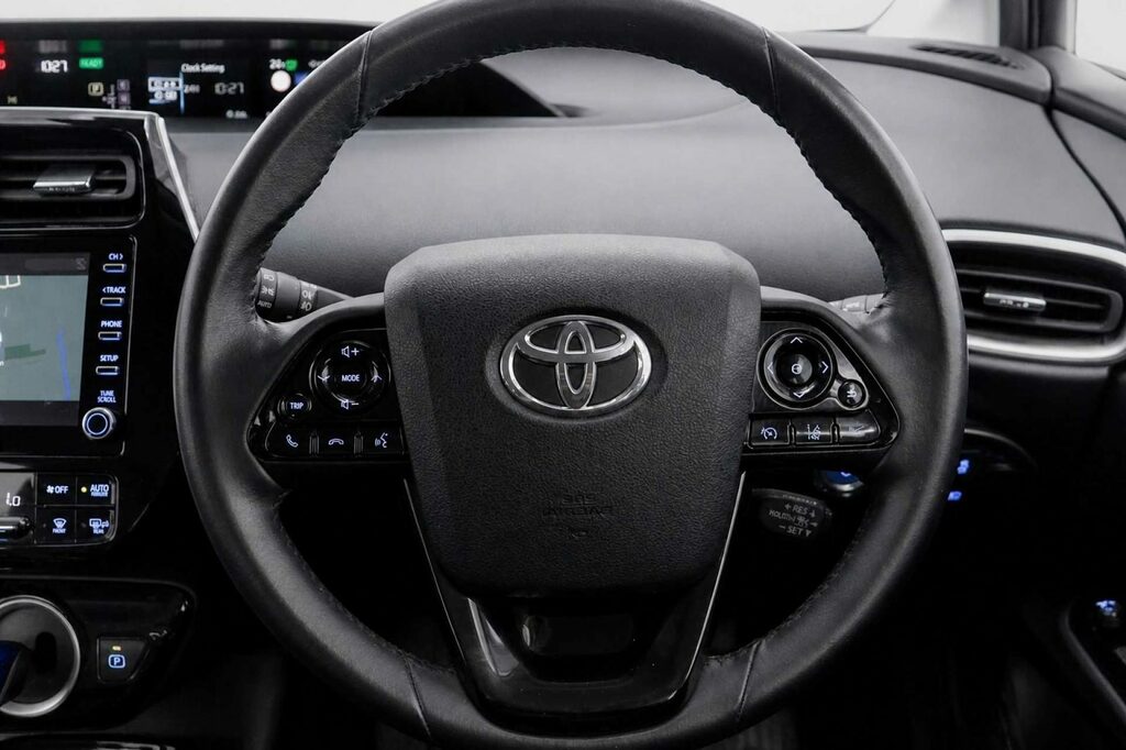 Toyota Prius+ Hatchback Black #13