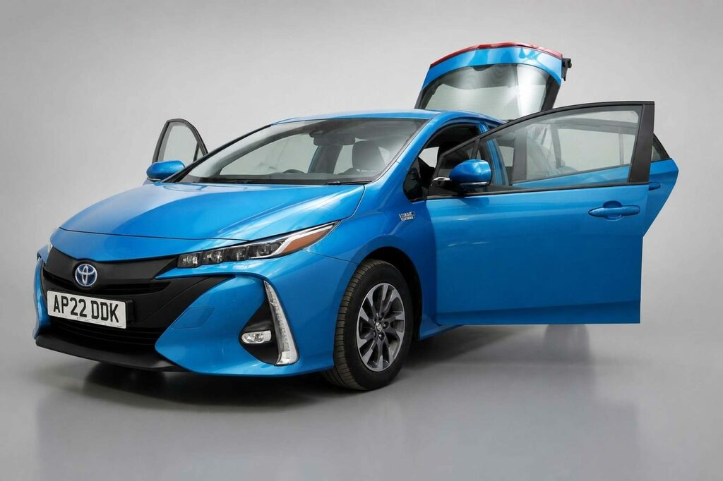 Toyota Prius+ Hatchback Black #49