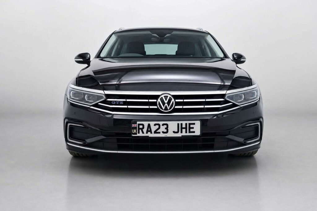 Volkswagen Passat 1.4 Tsi 13Kwh Gte Advance Estate Plug-i Black #2