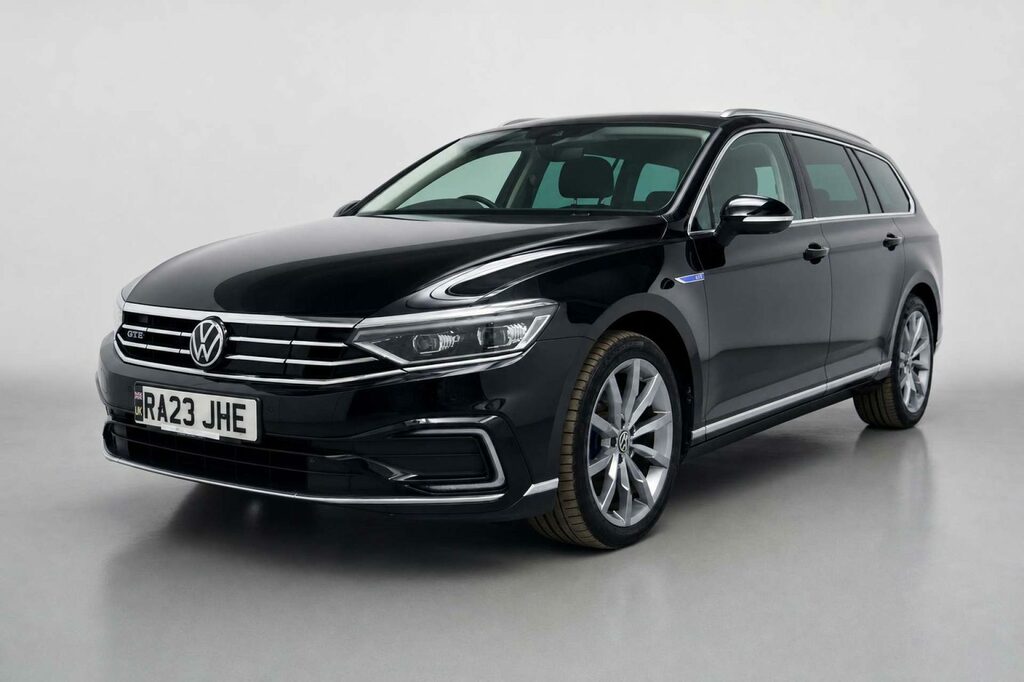 Volkswagen Passat 1.4 Tsi 13Kwh Gte Advance Estate Plug-i Black #3