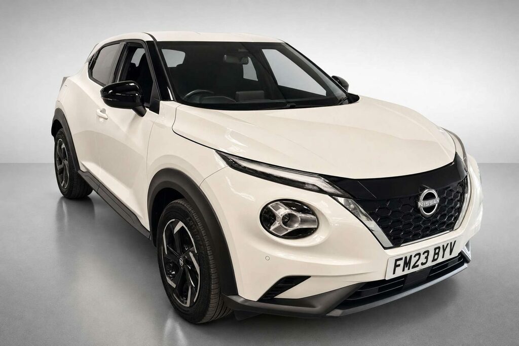 Nissan Juke 1.6 N-connecta Suv Hybrid Euro 6 White