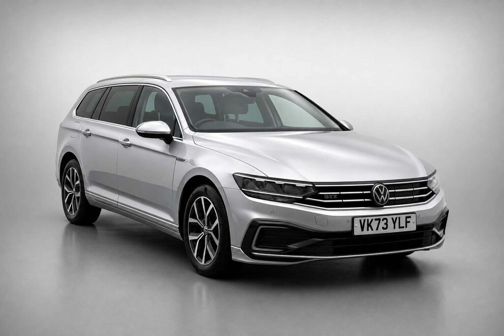 Volkswagen Passat 1.4 Tsi 13Kwh Gte Estate Plug-in Hybrid Silver