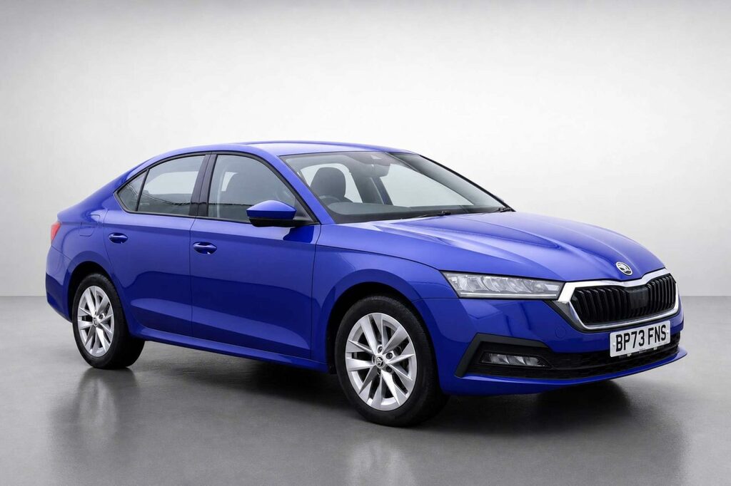 Skoda Octavia 1.4 Tsi Iv 13Kwh Se Technology Hatchback Petro Blue