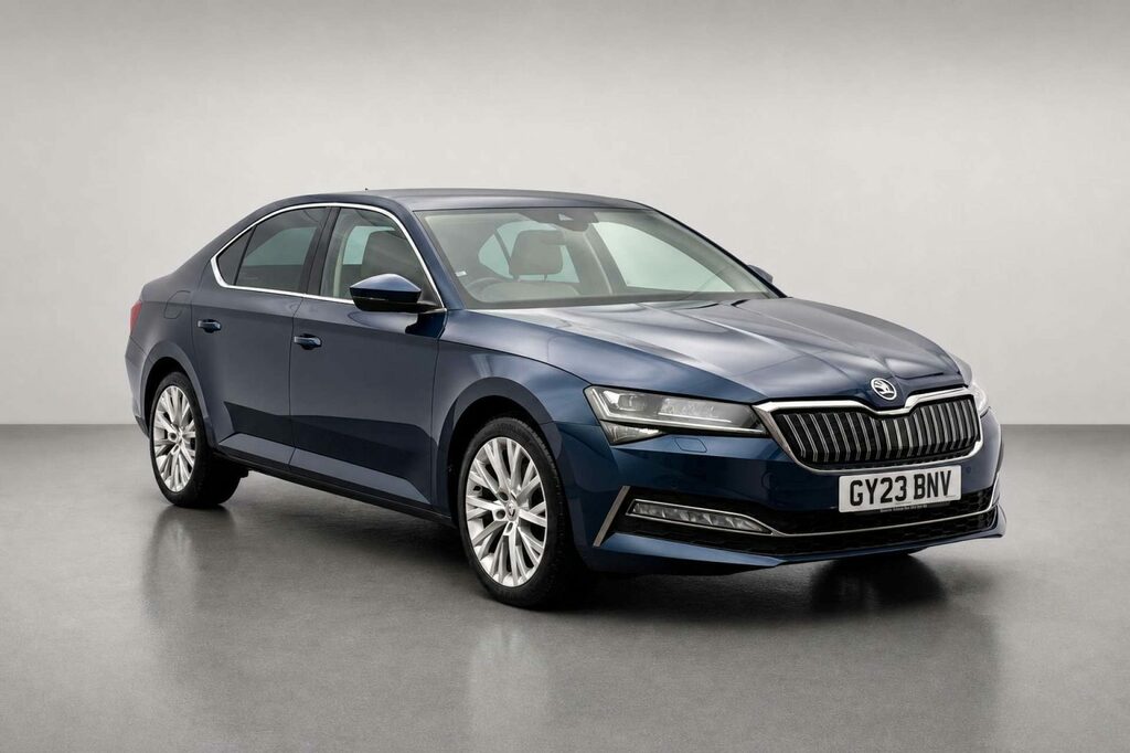 Skoda Superb 1.4 Tsi Iv 13Kwh Se L Hatchback Plug-in Blue