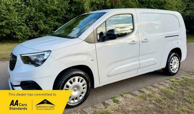 Vauxhall Combo 1.5 Turbo D 2300 White #5