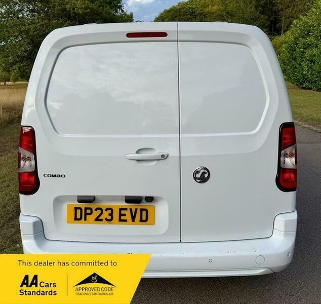 Vauxhall Combo 1.5 Turbo D 2300 White #6