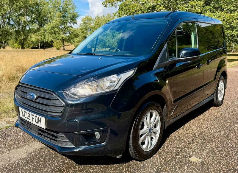 Ford Transit Connect 1.5 200 Ecoblue Limited Black #4