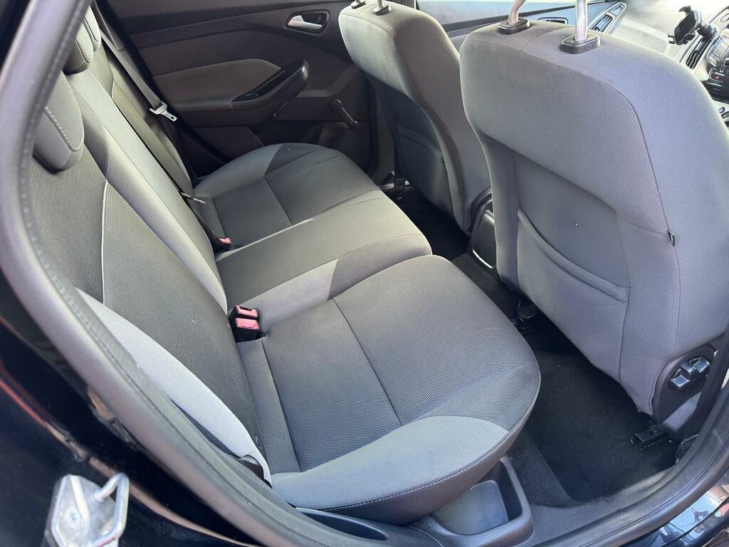 Ford Focus Zetec Red #20