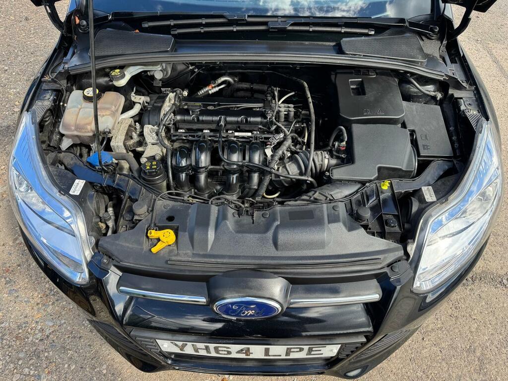 Ford Focus Zetec Red #31