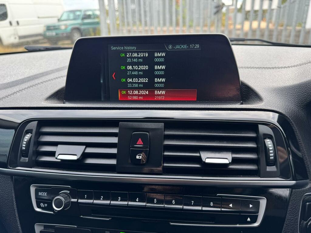 BMW 1 Series 118I 1.5 Se Nav Step Red #46