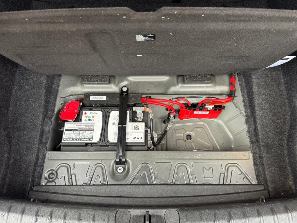 BMW 1 Series 118I 1.5 Se Nav Step Red #44