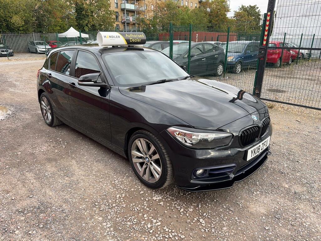 BMW 1 Series Sport Black