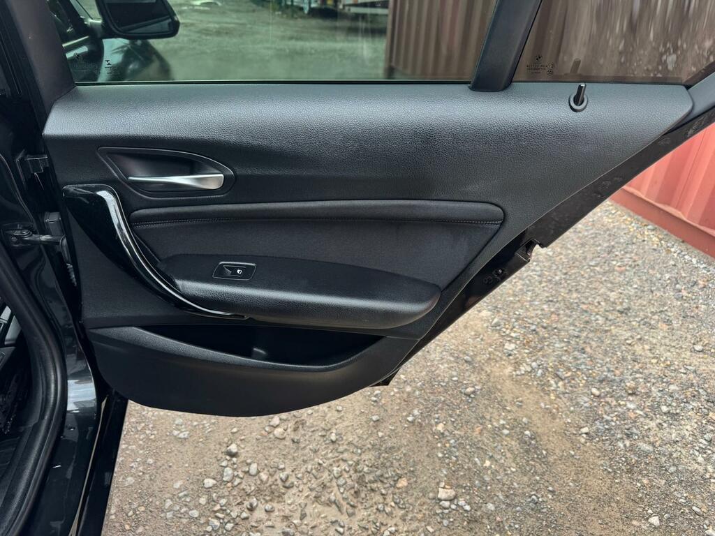 BMW 1 Series 118I 1.5 Se Nav Step Red #36