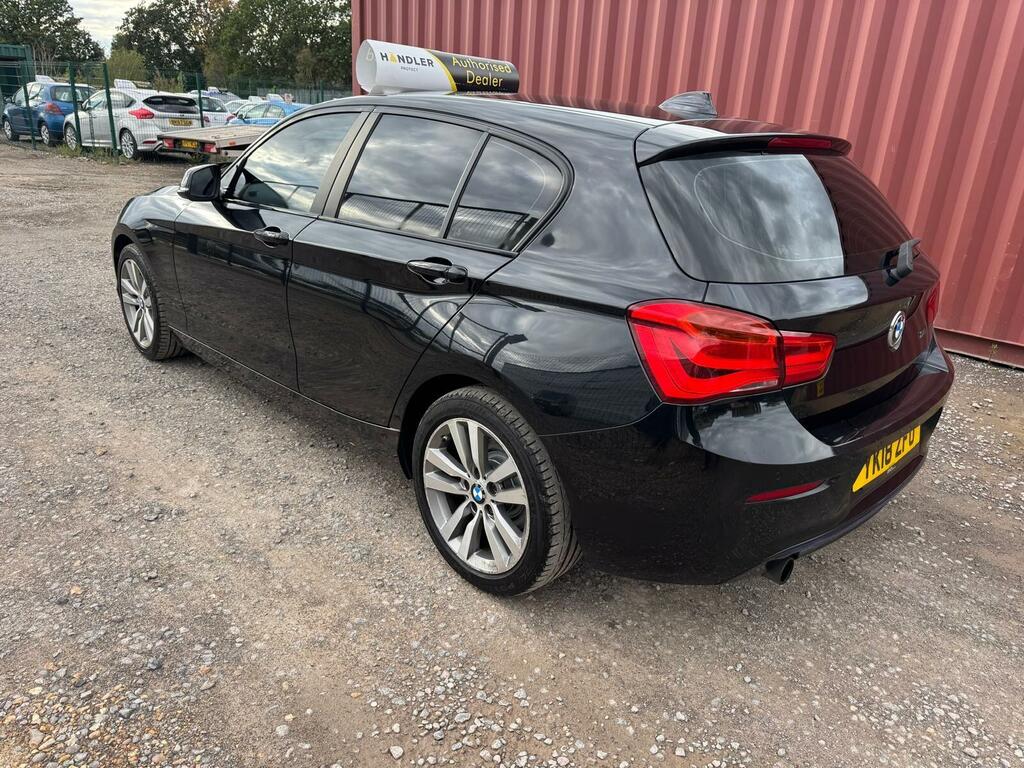 BMW 1 Series Sport Black #4