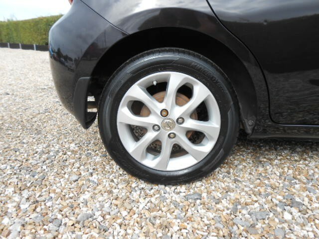 Nissan Micra 1.2 Visia 79 Bhp White #18