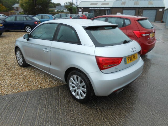 Audi A1 Tfsi Competition Line 3-Door Black #3