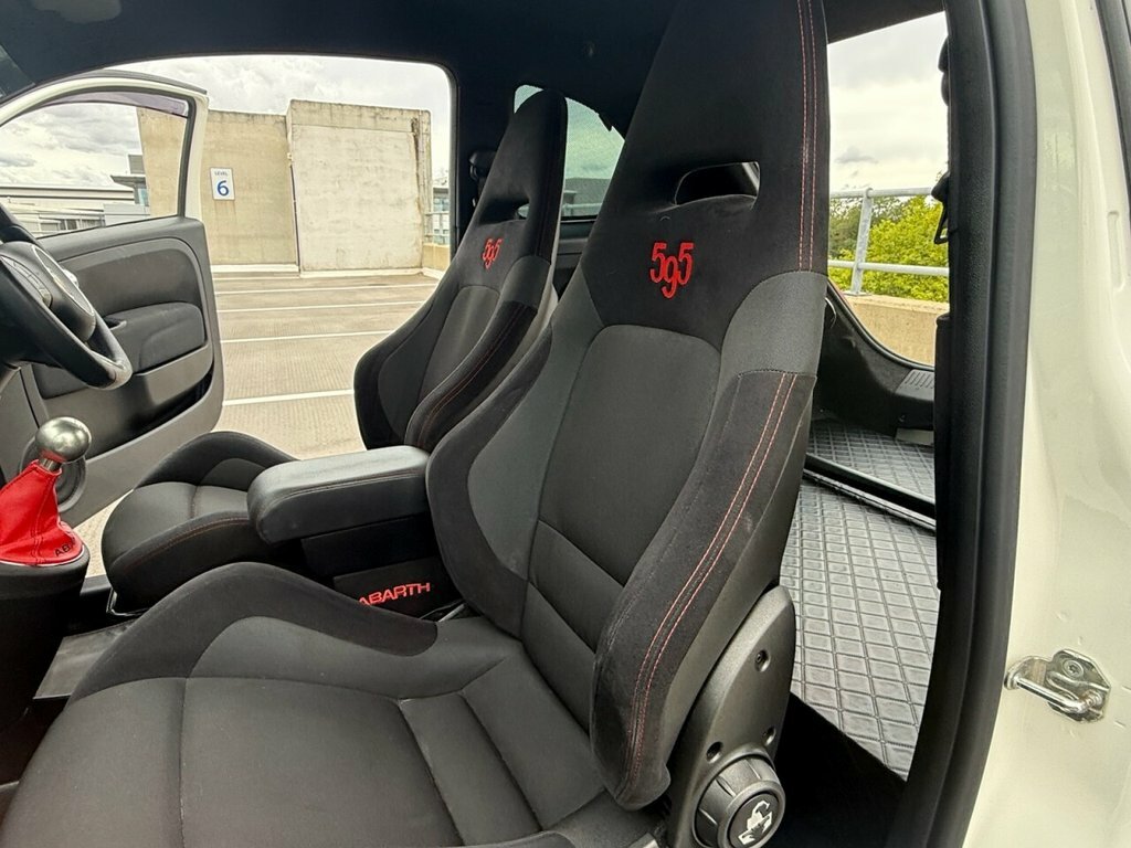 Abarth 595 1.4 T-jet Turismo Red #14