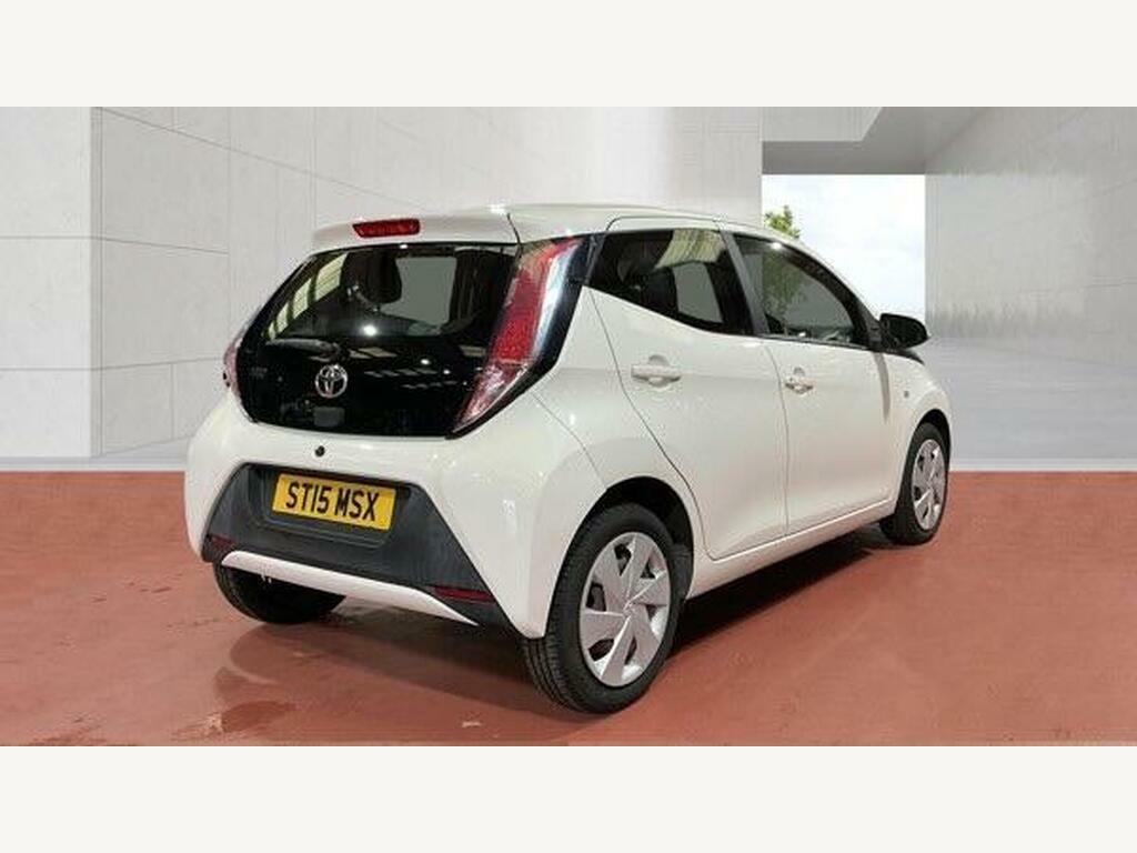 Toyota Aygo 1.0 Vvt-i X-play Euro 5 White #6
