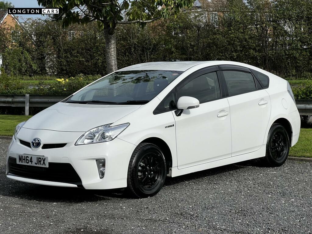 Toyota Prius T3 White #2