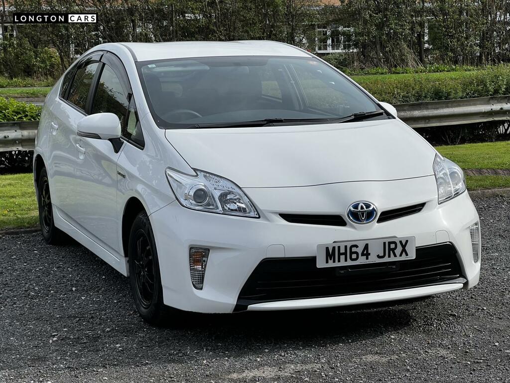 Toyota Prius T3 White #5