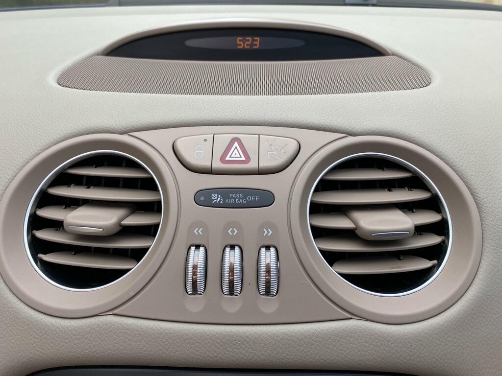 Mercedes-Benz SL Class 3.7L Null Silver #65