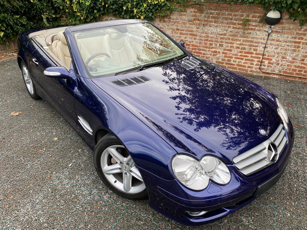 Mercedes-Benz SL Class 3.7L Null Silver #1