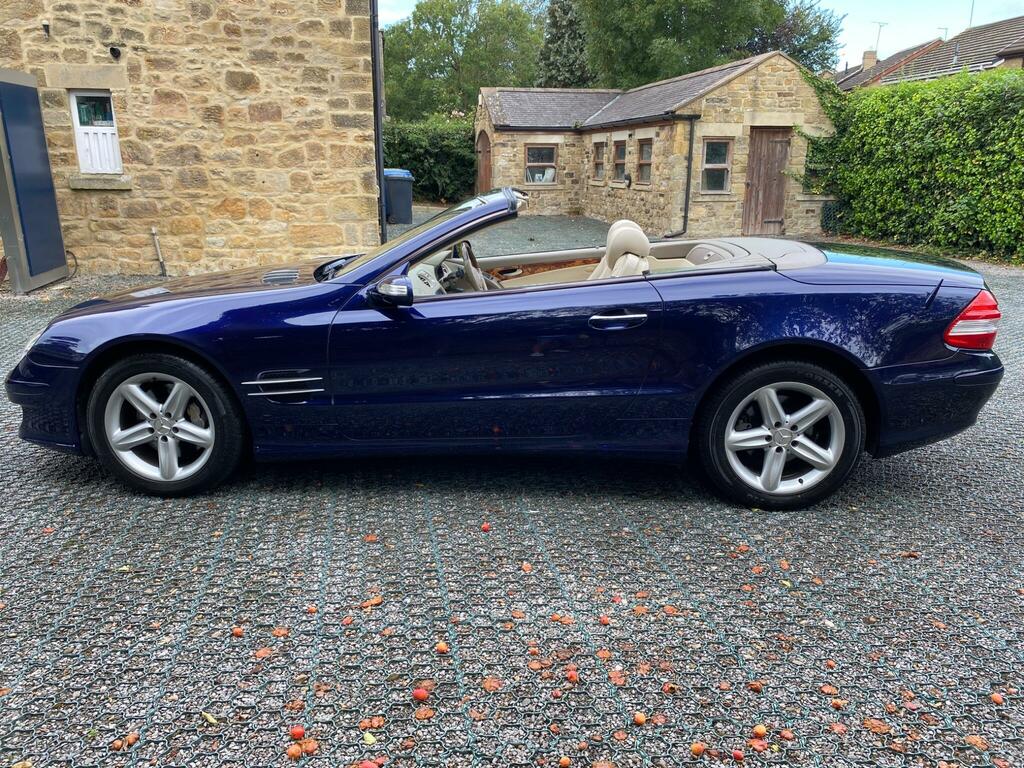 Mercedes-Benz SL Class 3.7L Null Silver #8