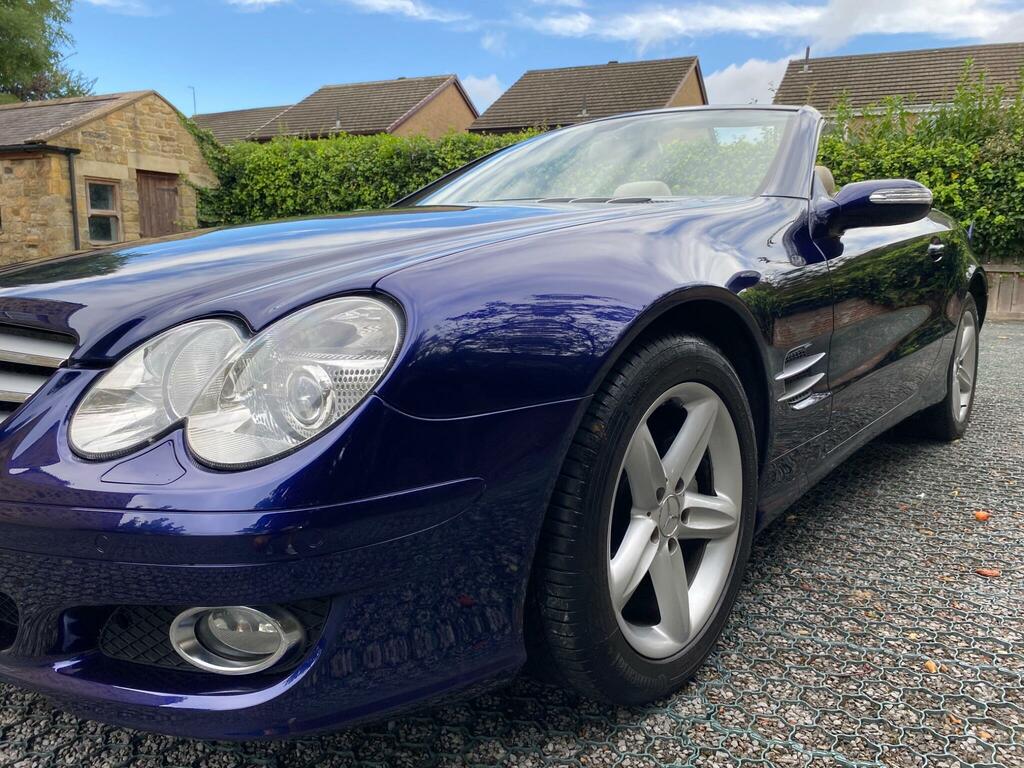 Mercedes-Benz SL Class 3.7L Null Silver #24