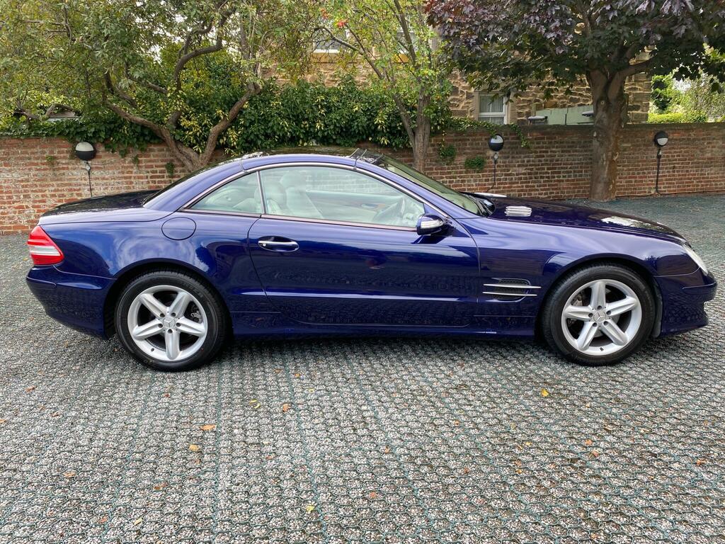Mercedes-Benz SL Class 3.7L Null Silver #17
