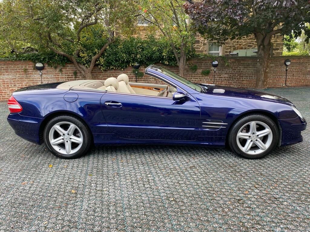 Mercedes-Benz SL Class 3.7L Null Silver #16