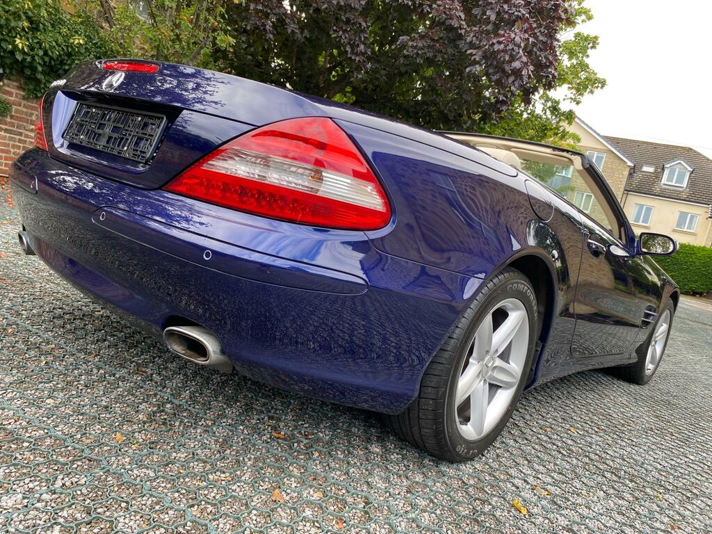 Mercedes-Benz SL Class 3.7L Null Silver #22