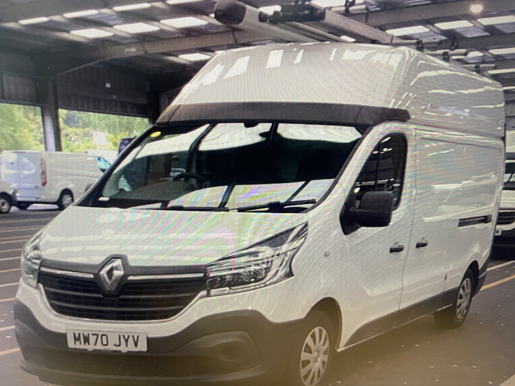 Renault Trafic 2L Business Silver #1