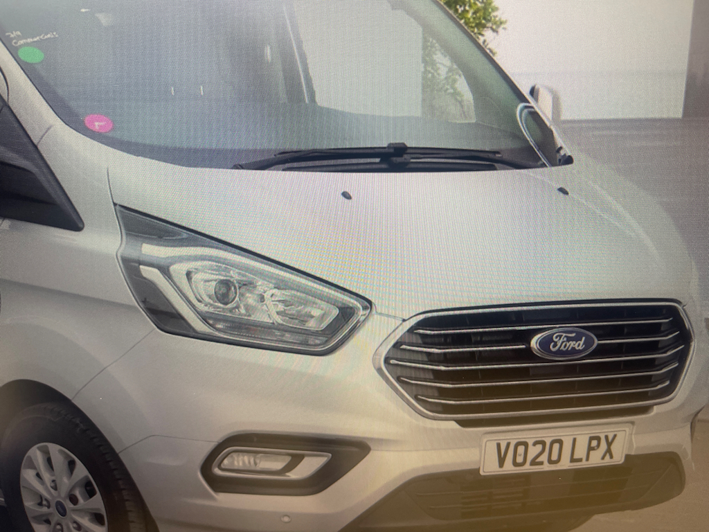 Ford Tourneo Custom 320 Zetec Ecoblue Swb Minibus Silver