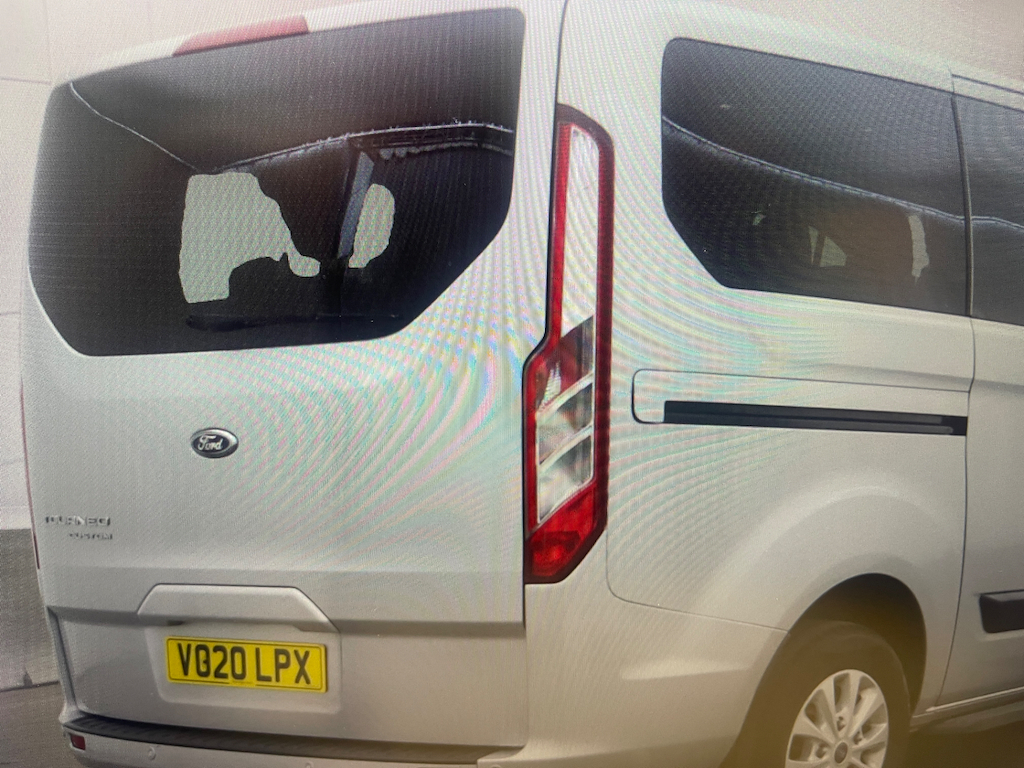 Ford Tourneo Custom 320 Zetec Ecoblue Swb Minibus Silver #6