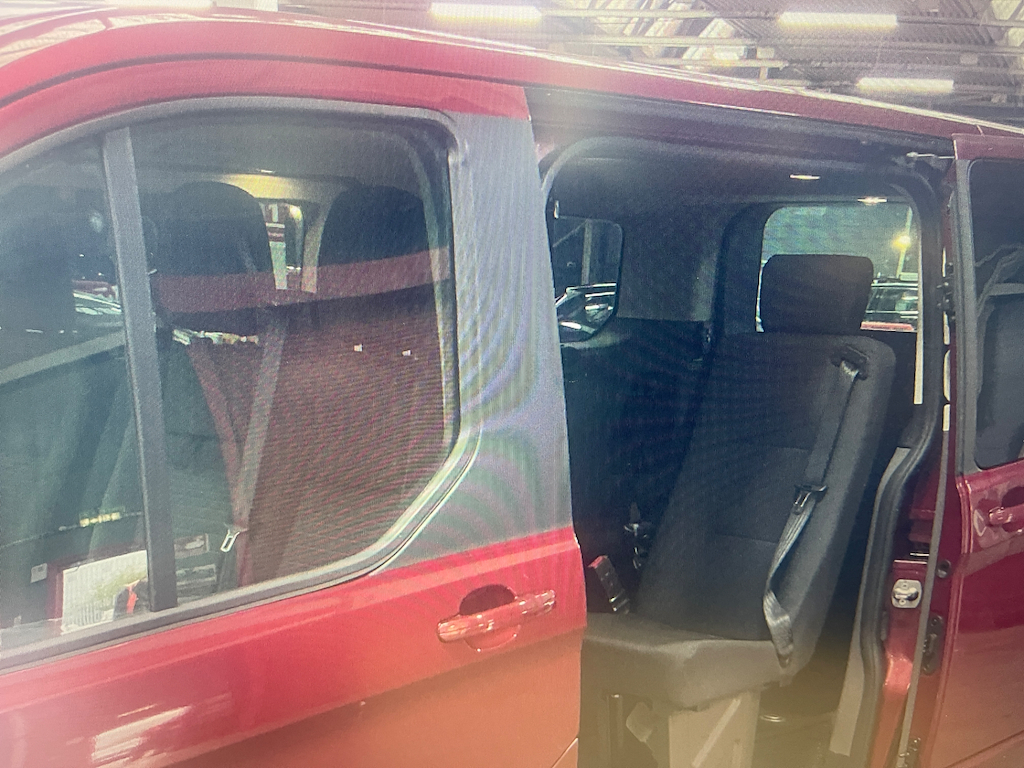 Ford Tourneo Custom 320 Titanium Ecoblue 5 Seats Red #5