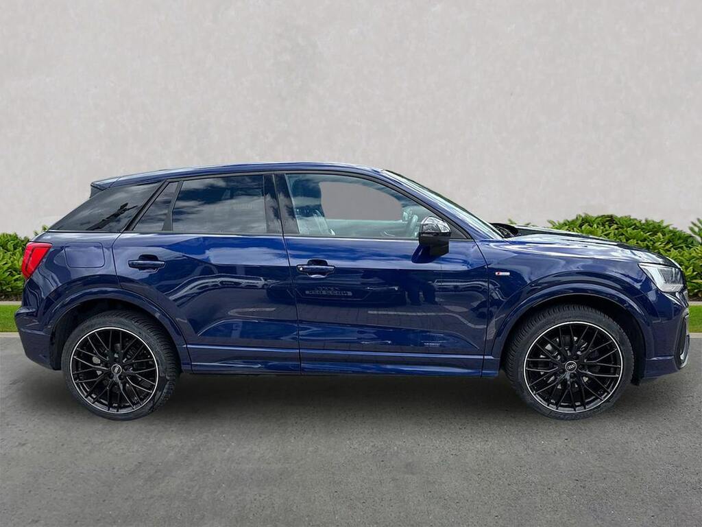 Audi Q2 1.5 Tfsi Cod 35 Black Edition Suv Manua ND23ENU Blue #3