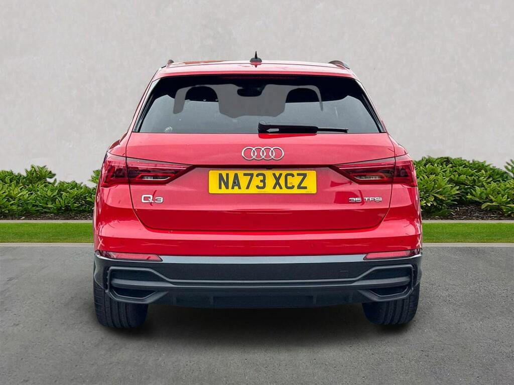 Audi Q3 1.5 Tfsi Cod 35 Black Edition Suv Manua Red #4
