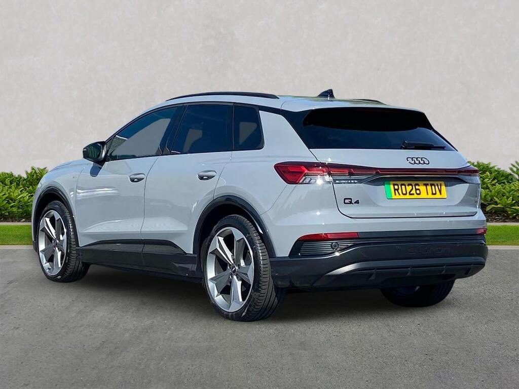 Audi Q4 E Tron 210Kw 45 82Kwh Black Edition RO26TDV Grey #2
