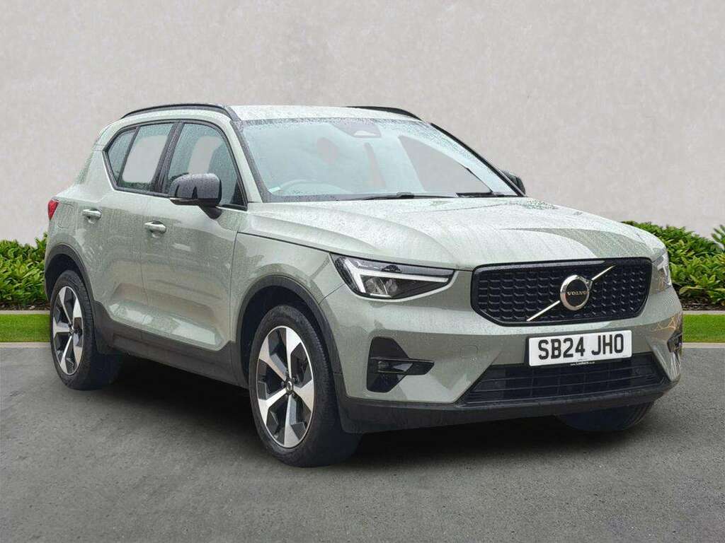 Volvo XC40 2.0 B3p Plus Dark SB24JHO Green
