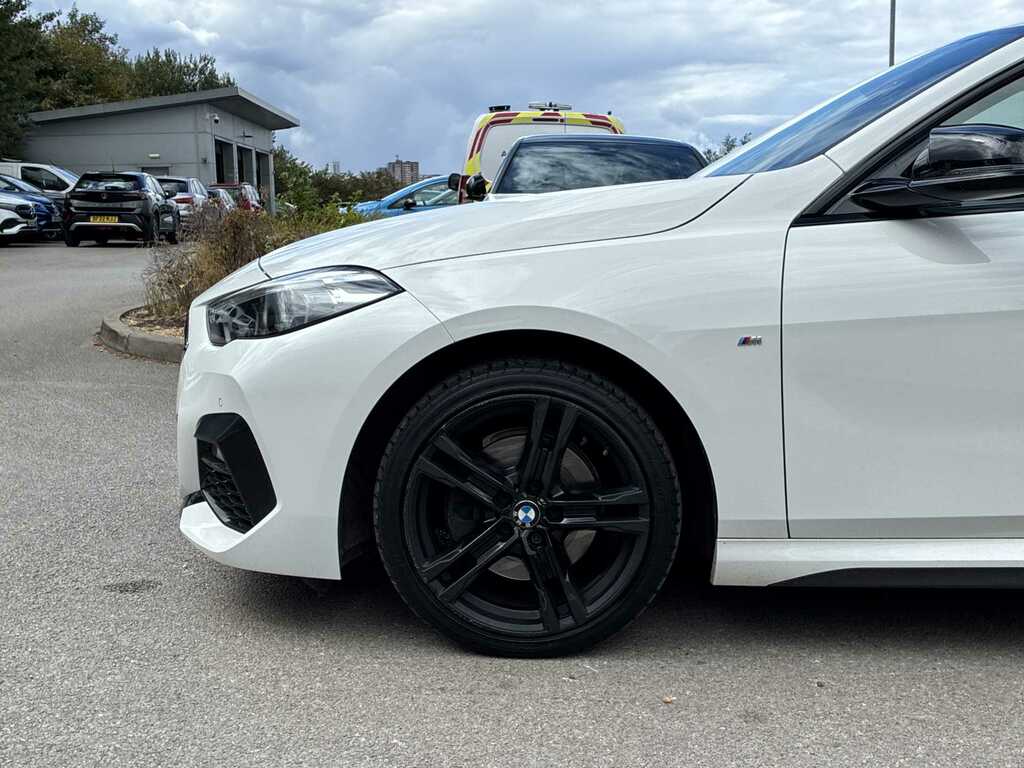 BMW 2 Series 218D M Sport Step White #6