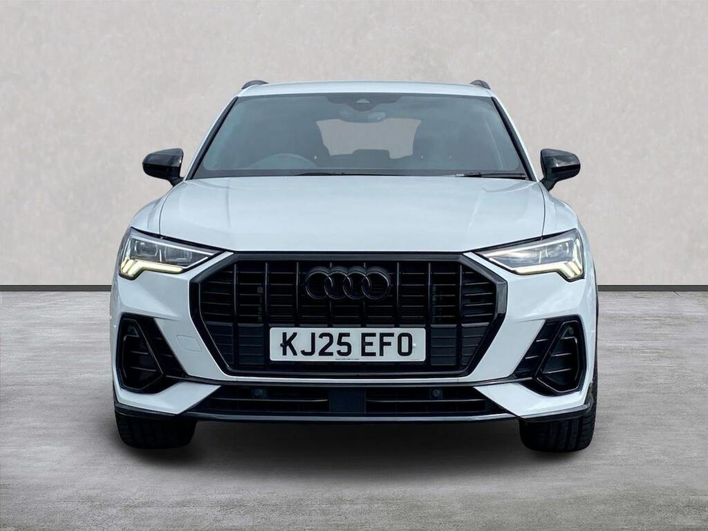 Audi Q3 1.5 Tfsi Cod 35 Black Edition Suv S Tro KJ25EFO White #5