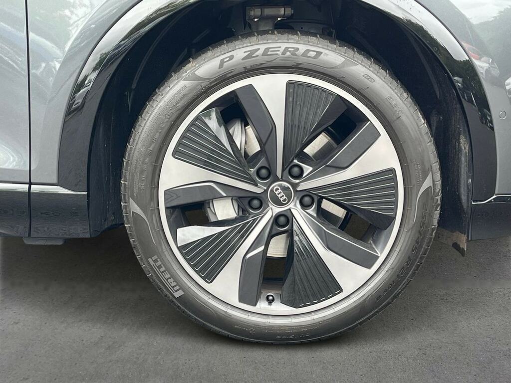 Audi Q6 E-Tron 100Kwh Performance Black Edition Suv SB26XWJ Grey #6