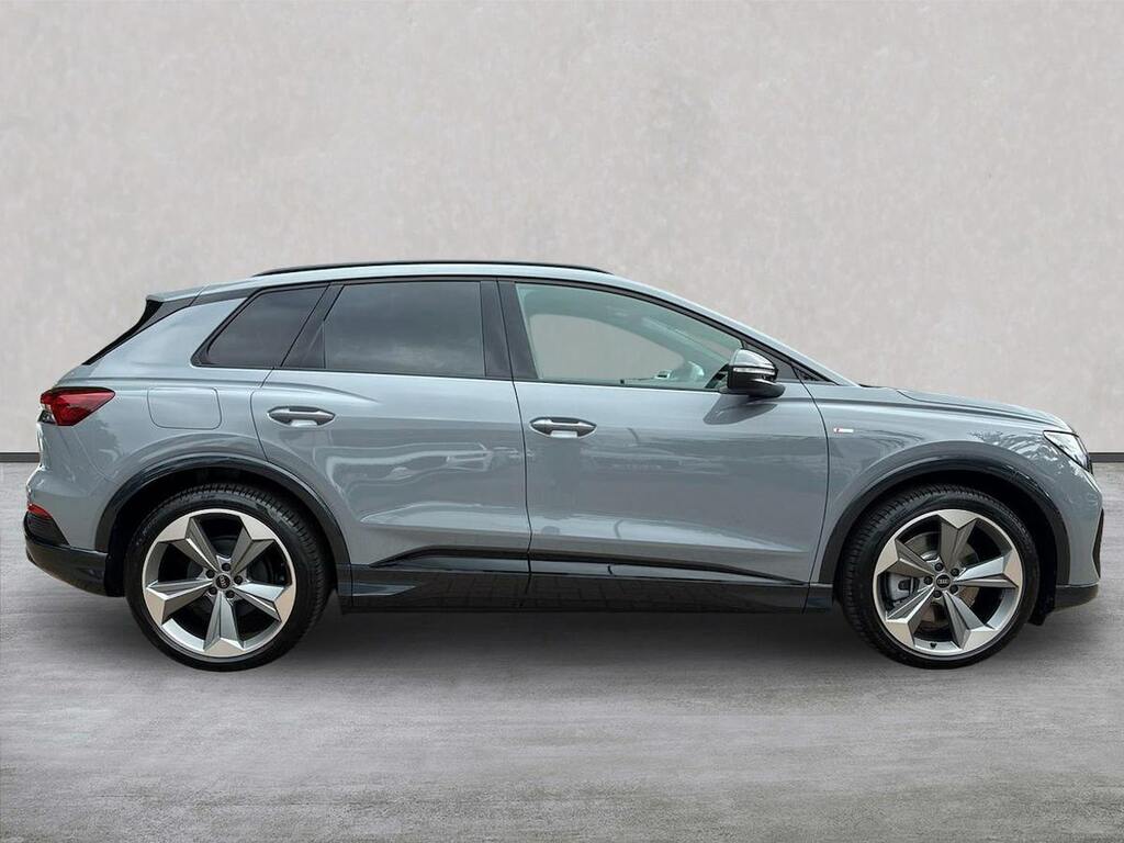 Audi Q4 E Tron 210Kw 45 82Kwh Black Edition Tech Pack RE26PKN Grey #3