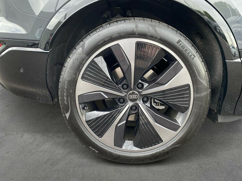Audi Q6 E-Tron 225Kw Performance 100Kwh Black Edition RO26GKJ Grey #6