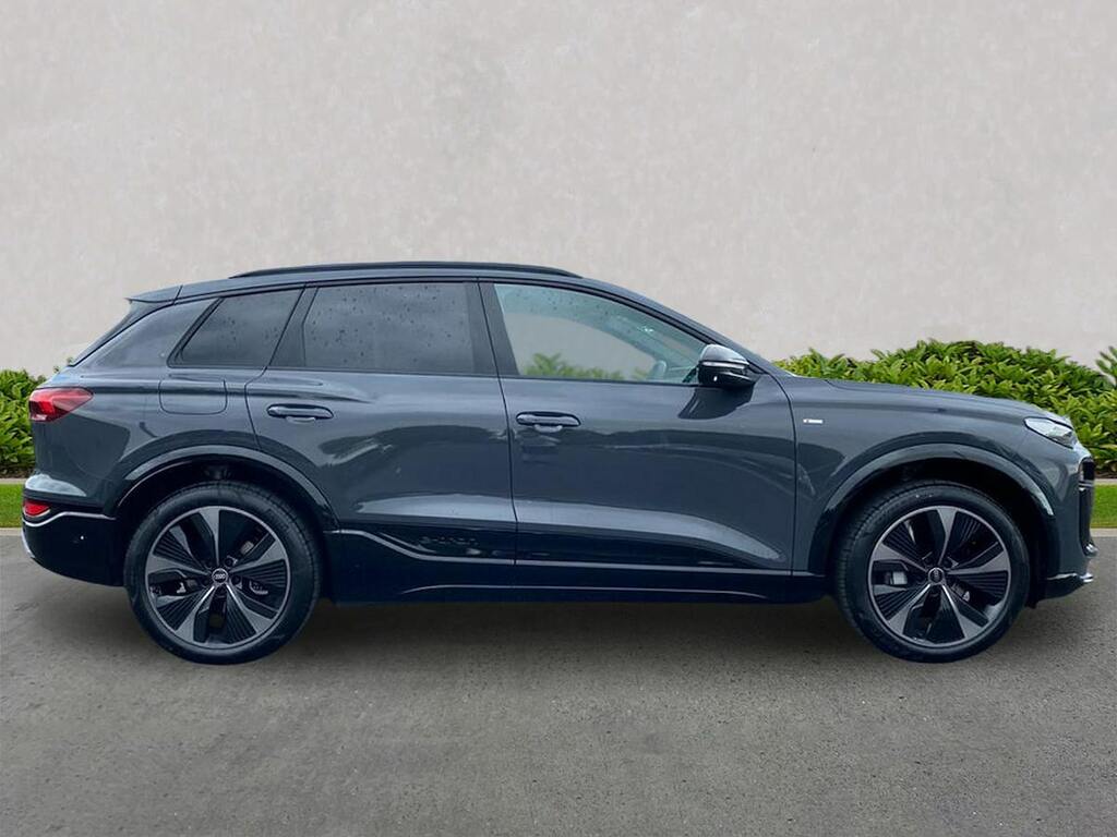 Audi Q6 E-Tron 225Kw Performance 100Kwh Black Edition RO26GKJ Grey #3