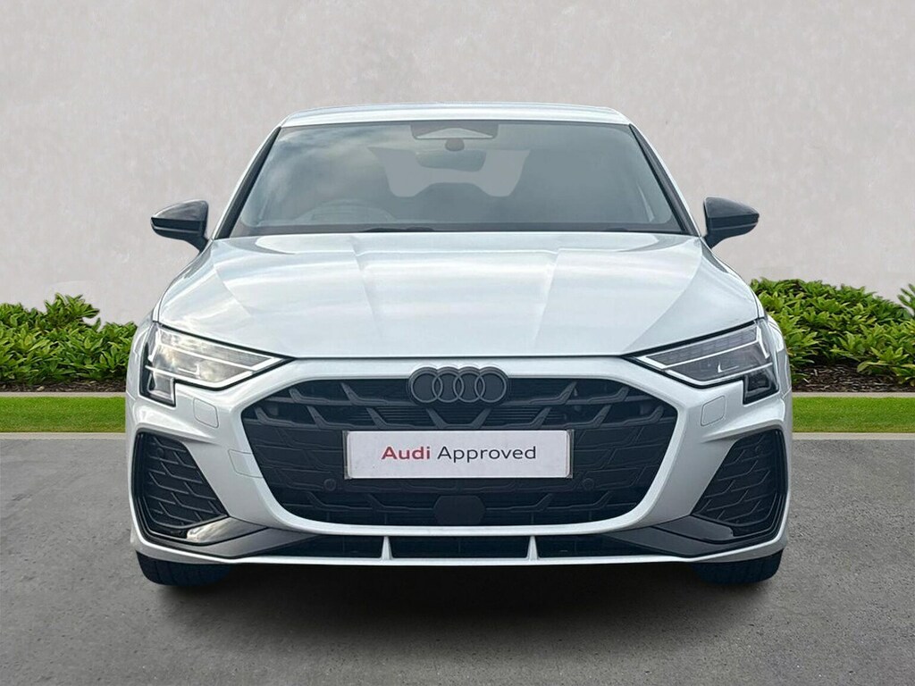 Audi A3 2.0 Tdi 150 Black Edition S Tronic Tech Pack SF26YTN White #5
