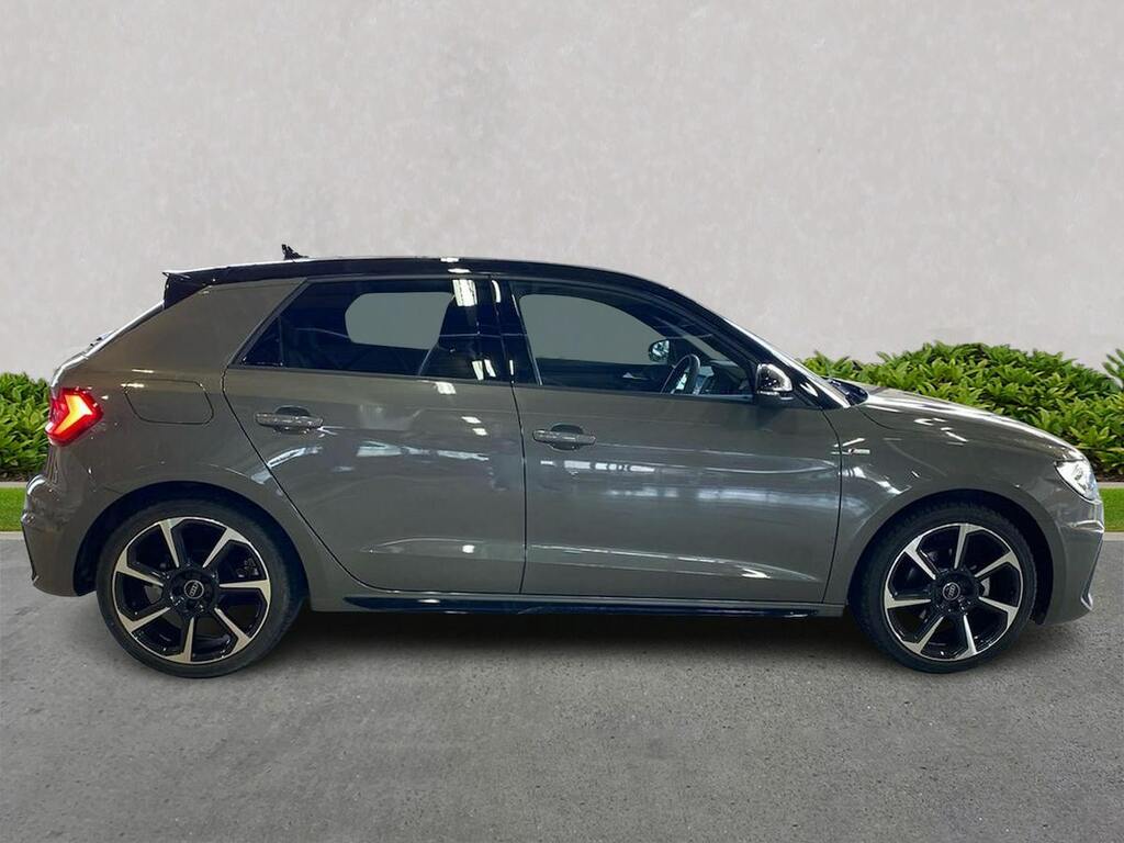 Audi A1 35 Tfsi Black Edition S Tronic KM75XJN Grey #3