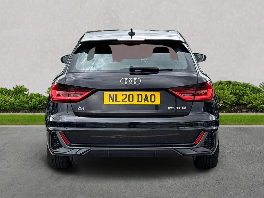 Audi A1 25 Tfsi S Line NL20DAO Black #4